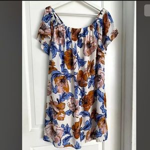 As U Wish Women Floral Ivory Casual Dress 2X Plus